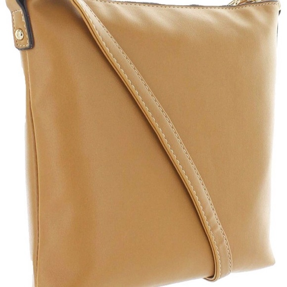 U.S. POLO ASSN. Zip Top Medallion Crossbody - Picture 3 of 5